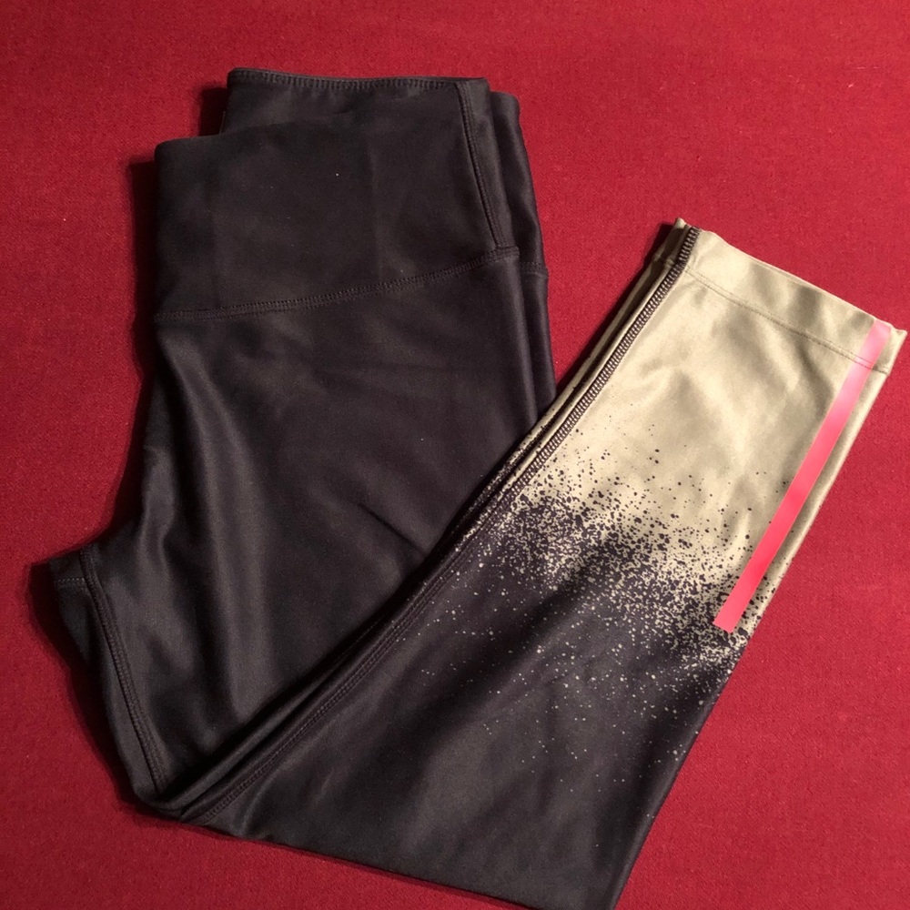 Cropped workout pants